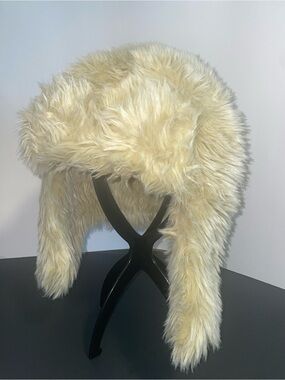 Cream Y2K Faux Fur “Elmer Fudd”Trapper Hat